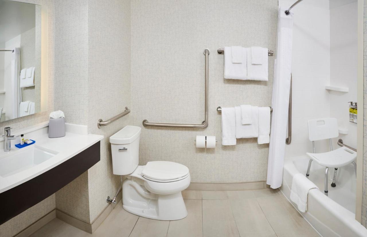 Holiday Inn Express & Suites Windsor East - Lakeshore By Ihg Tecumseh Luaran gambar